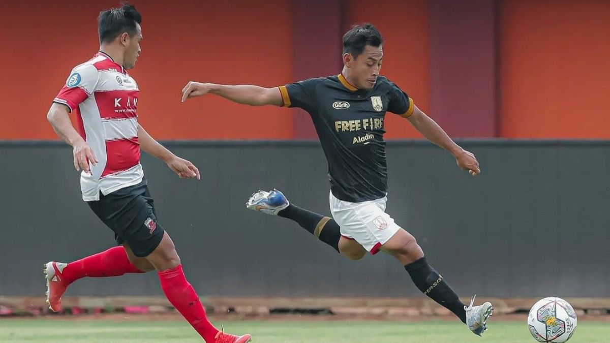 Samsul Arif Penyerang Lokal Pemegang Rekor Gol Terbanyak Liga 1