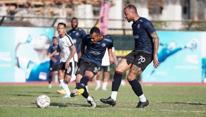 Arema FC Harus Akui Kehebatan RANS di Laga Uji Coba!