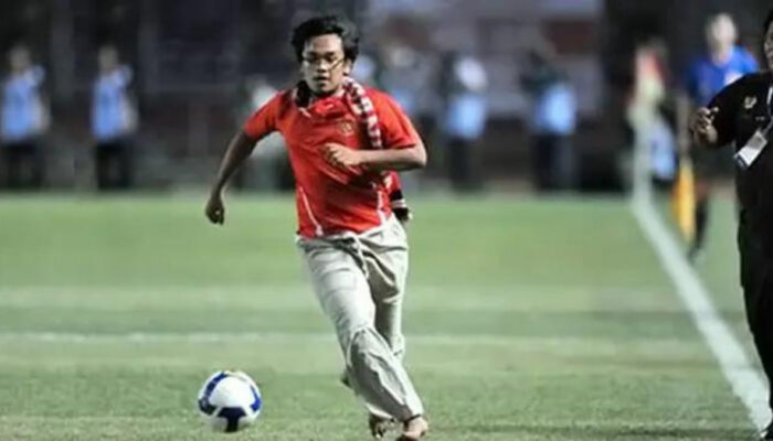 Hendri Mulyadi dan Aksi Pitch Invasion 