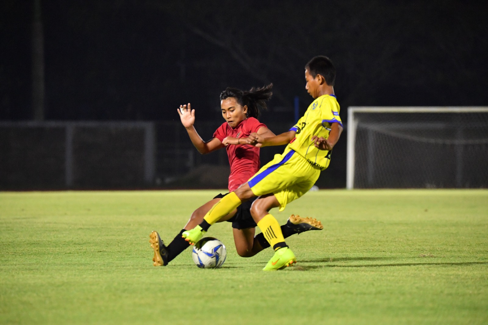 Timnas Wanita Indonesia berhasil kalahkan 2 tim pria.