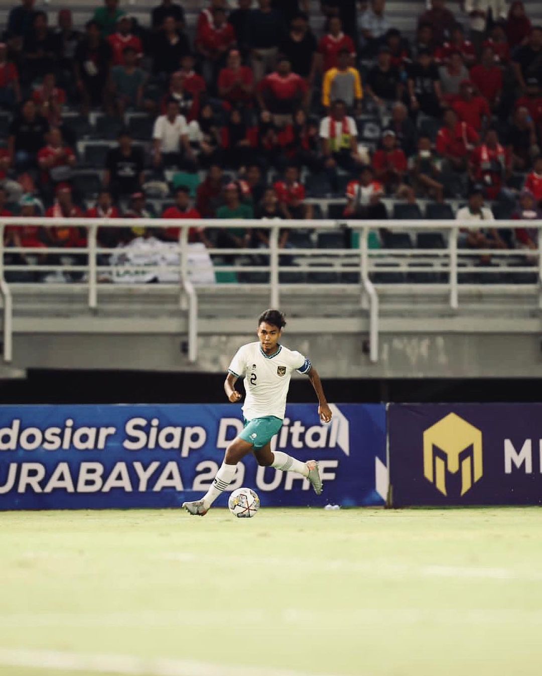 Bek Dewa United, Ahmad Rusadi kala menjadi kapten Timans Indonesia U-19 di Piala AFF 2022