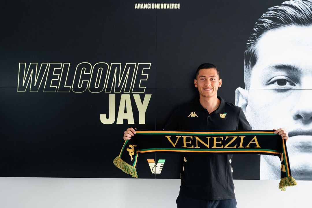 Pemain Keturunan Indonesia, Jay Idzes dikenalkan di Venezia