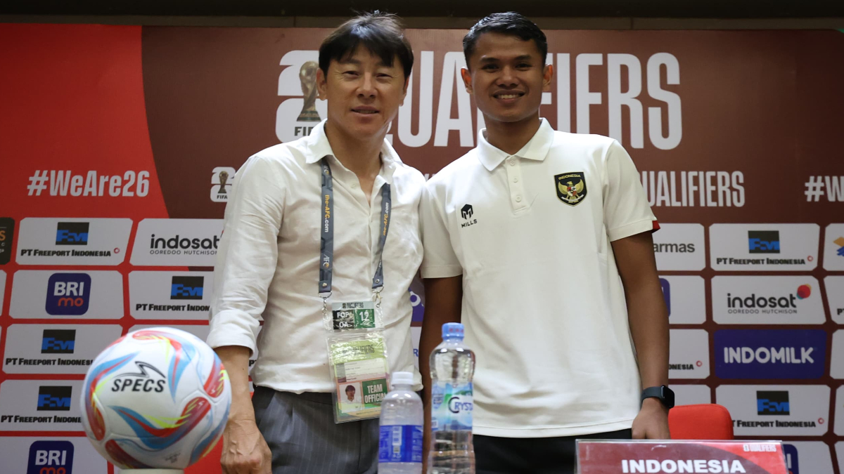 Shin Tae Yong dan Dimas Drajad setelah laga Timnas Indonesia vs Brunei di Kualifikasi Piala Dunia 2026 (dok. PSSI)