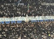 Spanduk raksasa Curva Nord Inter Milan untuk korban Tragedi Kanjuruhan (foto: Twitter)