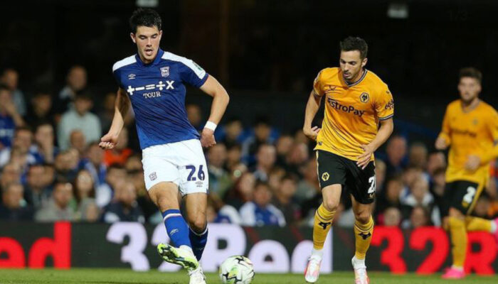 Sembuh Dari Cedera! Elkan Baggott Terlihat Latihan Jelang Laga Ipswich Town vs Fulham, Dapat Bela Timnas Nih…