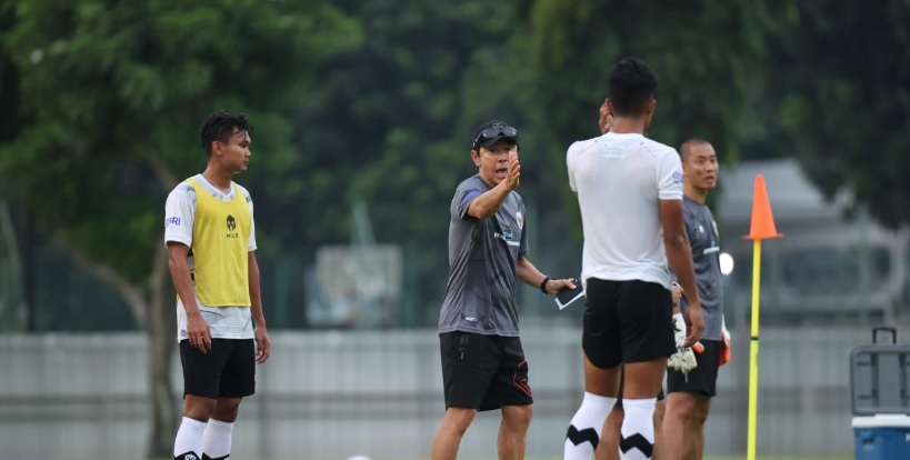 Senasip dengan Shin Tae Yong pelatih Vietnam juga dapat protes saat panggil pemain (PSSI)