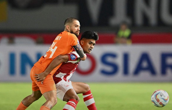 Diego Michiels menantang Timnas Indonesia untuk tanding lawan Borneo FC.