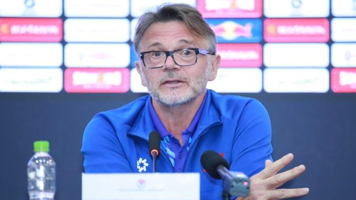 Philippe Troussier selalu kalah ketika melawan Timnas Indonesia.